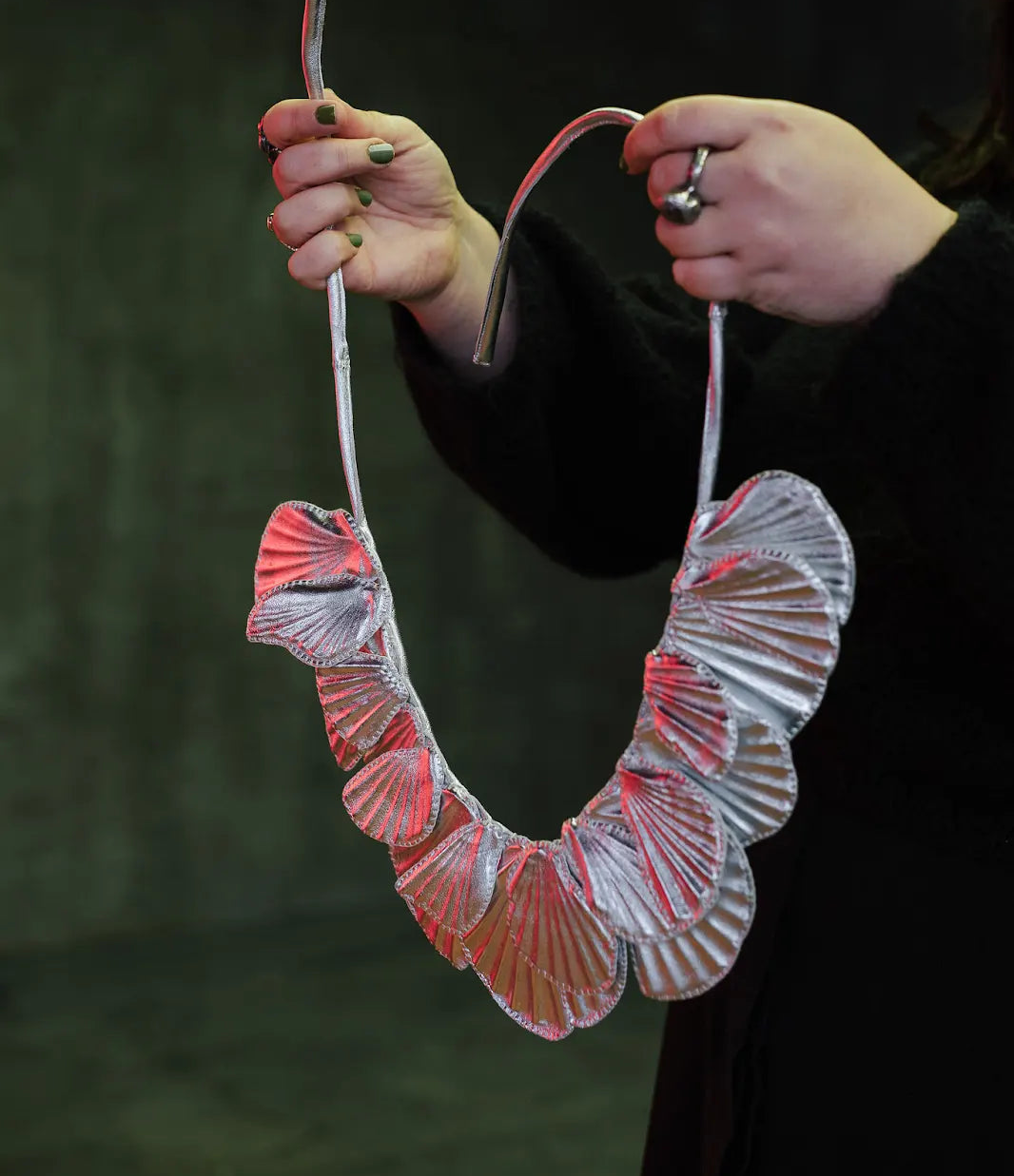 G_Stolp_2021_Soft_Shelled_Necklace_scallop_shells_Found_King_scallop_shells_leather_thread_photographer_N_Hamilton_4ea2fa21-6ee2-40f0-ba75-4d4693411e53