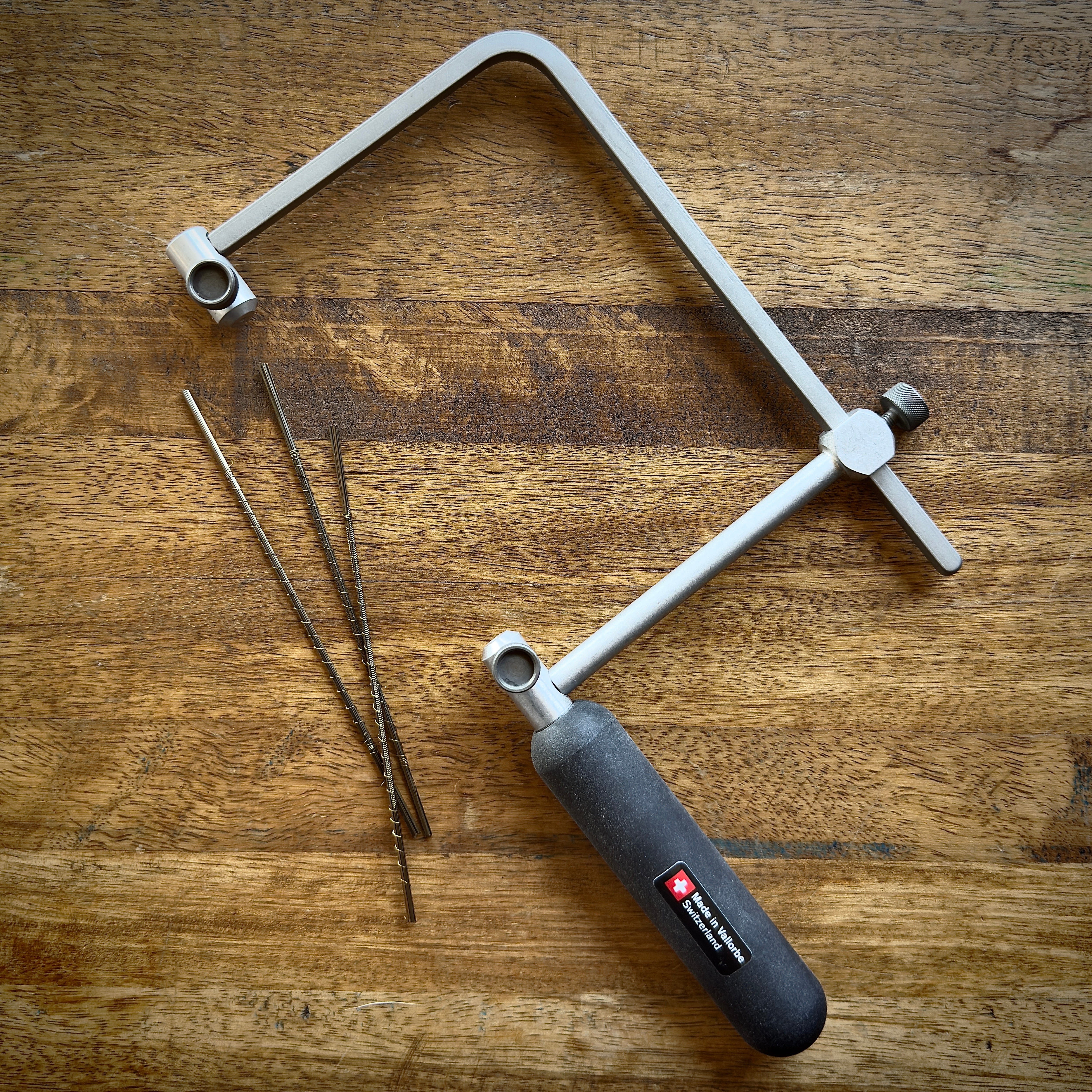 Saw Frame & Blade Bundle