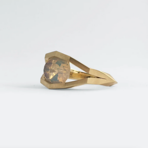 FACET CAVES RING — 18K